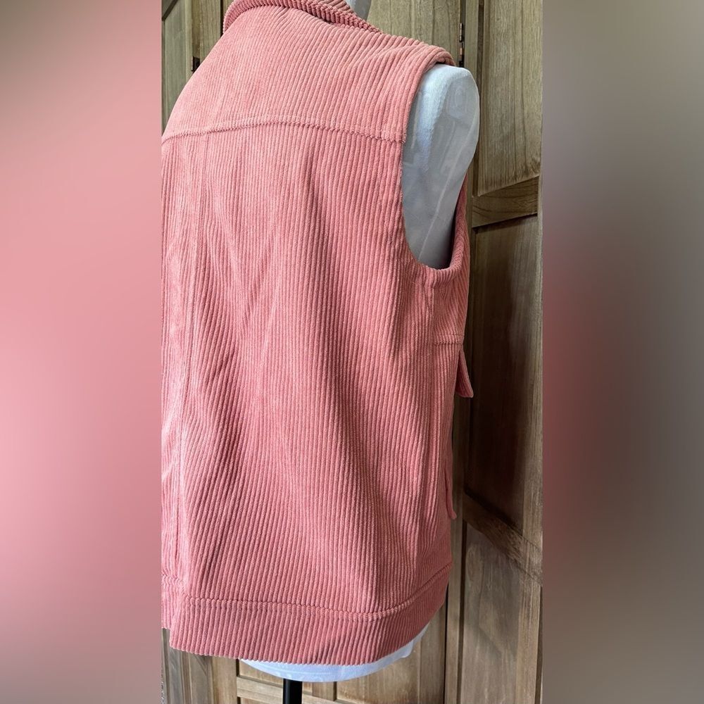EUC.  Emery Rose Dusty Rose Corduroy Vest with pockets. - Picture 3 of 6